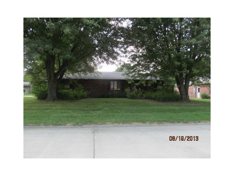 2335 Tartan Road Anderson, IN 46012 - Photo 1 of 7 Gallery Image 1