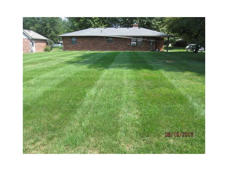 2335 Tartan Road Anderson, IN 46012 - Photo 3 of 7 Gallery Image 3