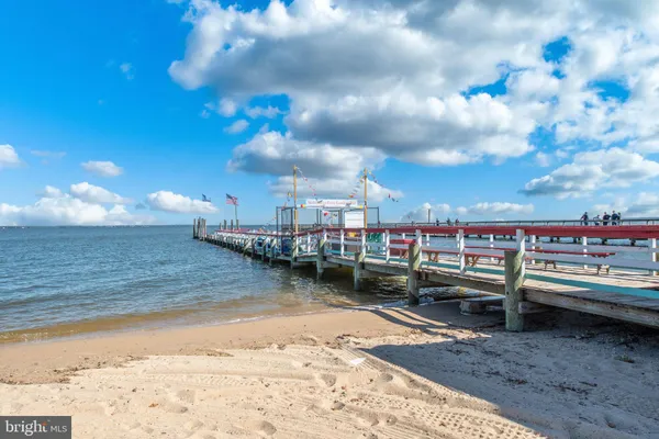 $489,900 | 319 Marshall Avenue, Colonial Beach, VA 22443