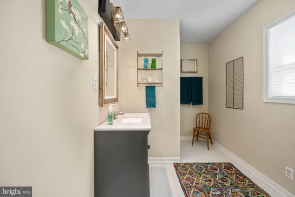 $489,900 | 319 Marshall Avenue, Colonial Beach, VA 22443