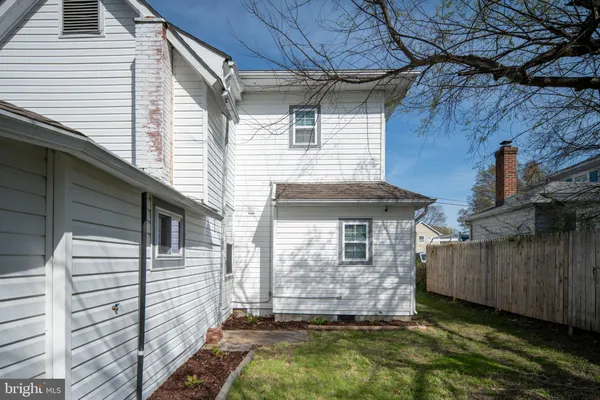 $489,900 | 319 Marshall Avenue, Colonial Beach, VA 22443