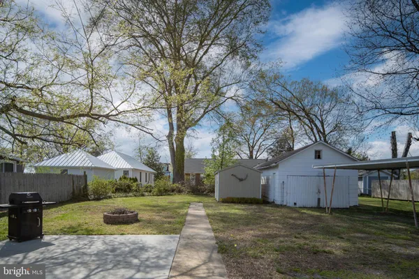 $489,900 | 319 Marshall Avenue, Colonial Beach, VA 22443