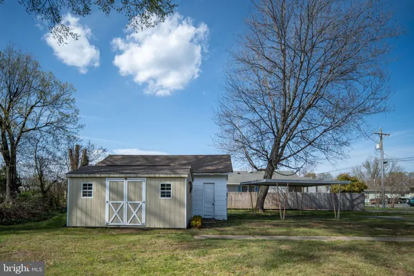 $489,900 | 319 Marshall Avenue, Colonial Beach, VA 22443