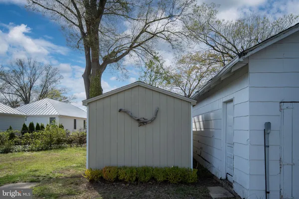 $489,900 | 319 Marshall Avenue, Colonial Beach, VA 22443