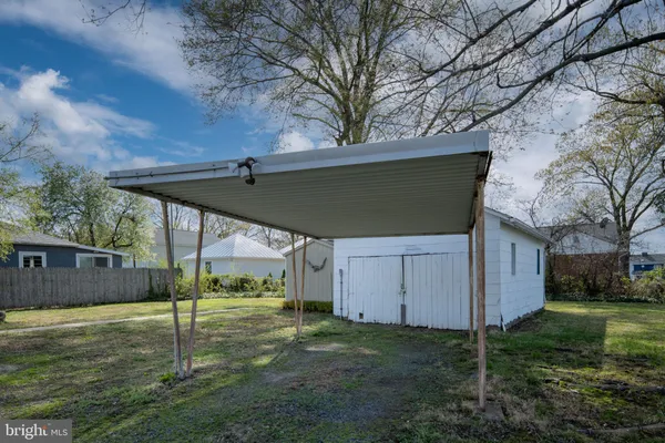 $489,900 | 319 Marshall Avenue, Colonial Beach, VA 22443