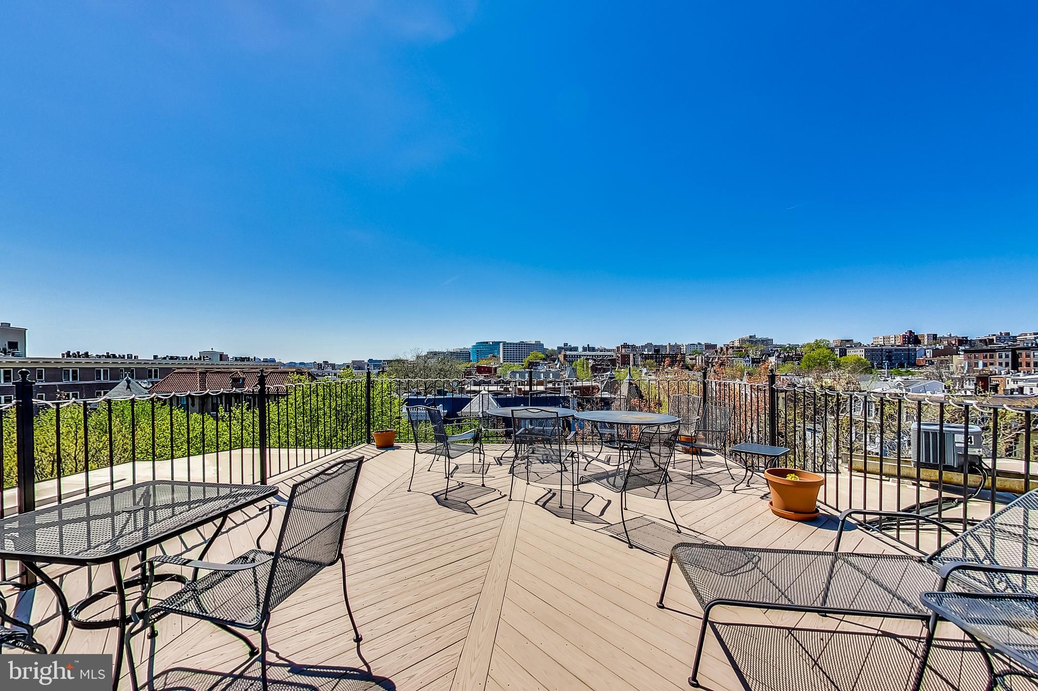 1939 17th Street Northwest, Unit 4 Washington, DC 20009 - Photo 17 of 23