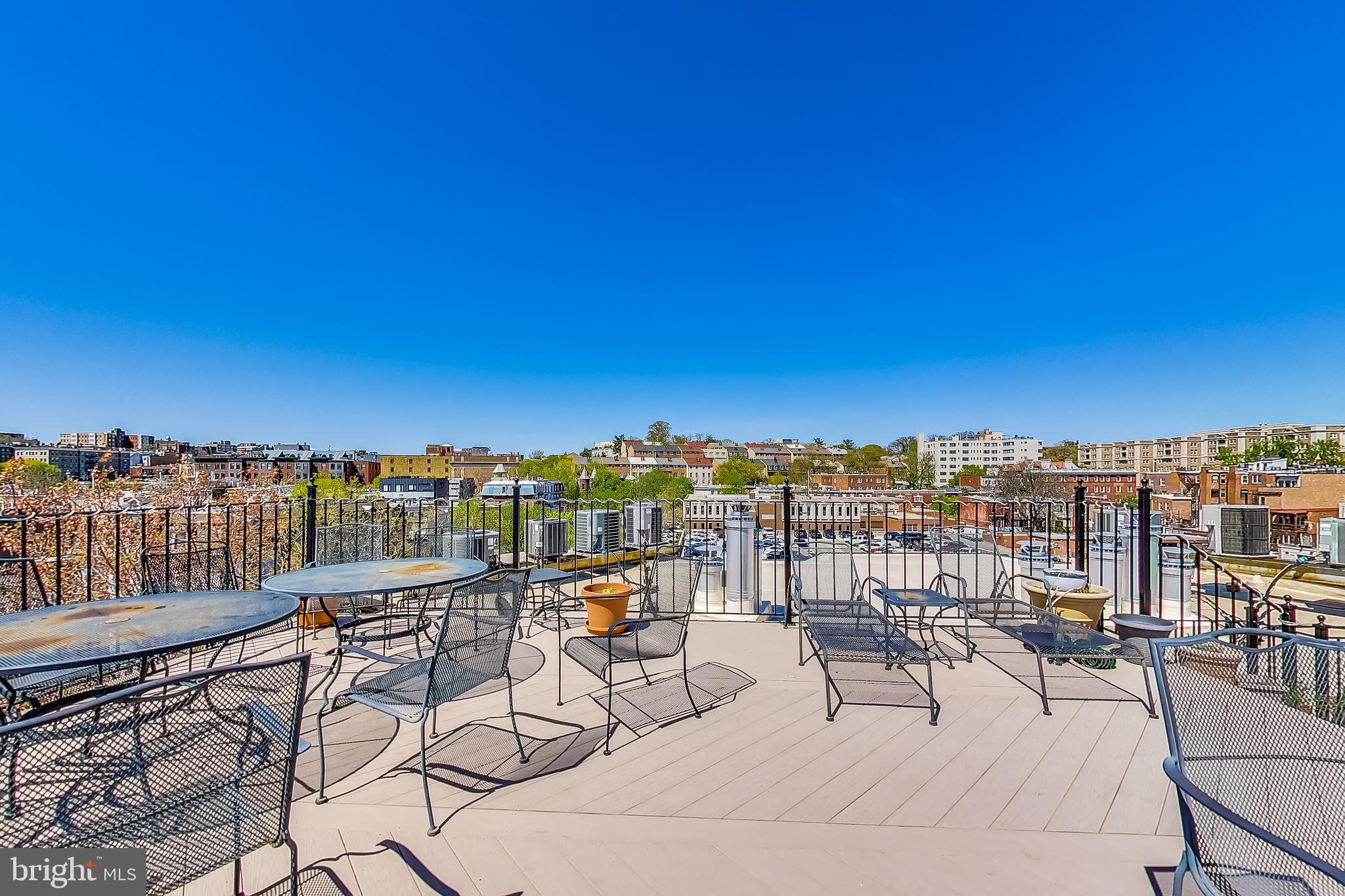 1939 17th Street Northwest, Unit 4 Washington, DC 20009 - Photo 18 of 23