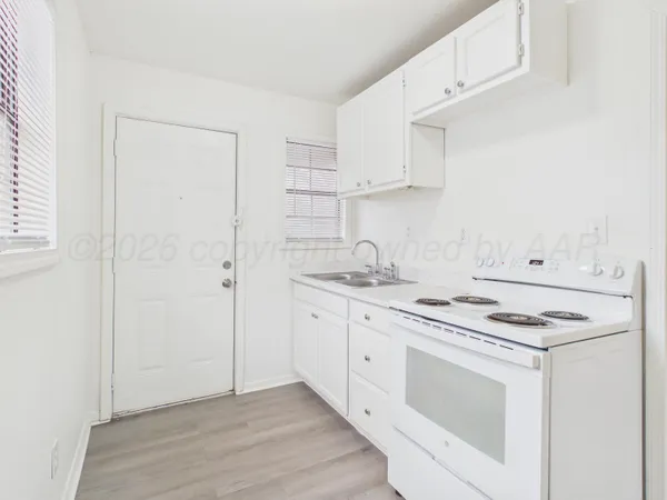 $700 | 1209-rear Southwest 20th Avenue, Amarillo, TX 79109