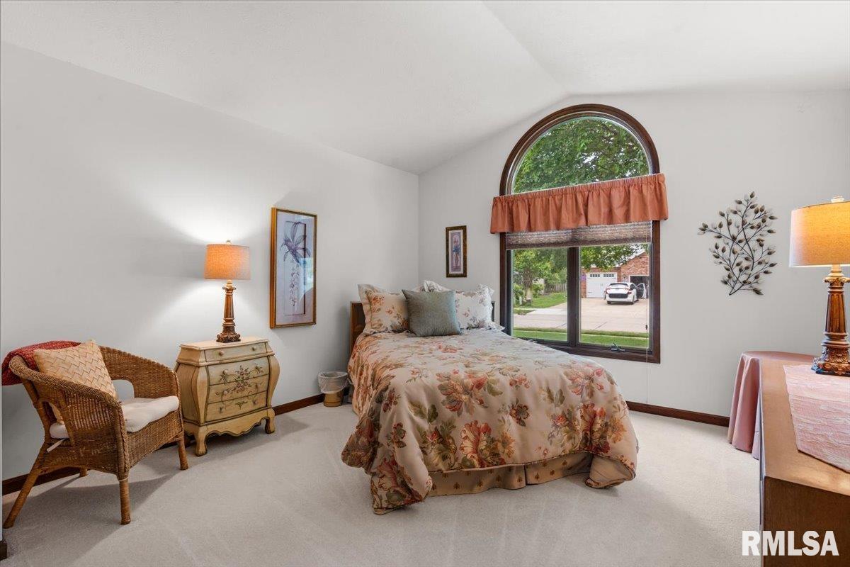 2013 Redlands Drive Springfield, IL 62711 - Photo 27 of 41 Gallery Image 27