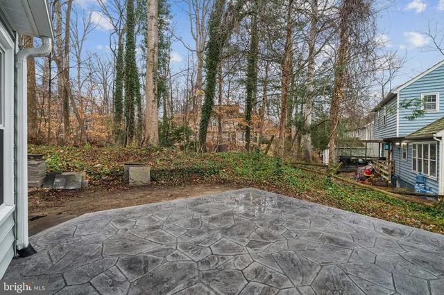 $635,000 | 11975 Farrabow Lane, Woodbridge, VA 22192