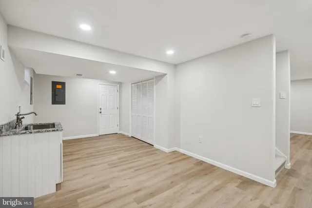 $635,000 | 11975 Farrabow Lane, Woodbridge, VA 22192