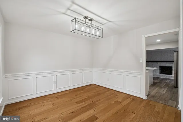 $635,000 | 11975 Farrabow Lane, Woodbridge, VA 22192