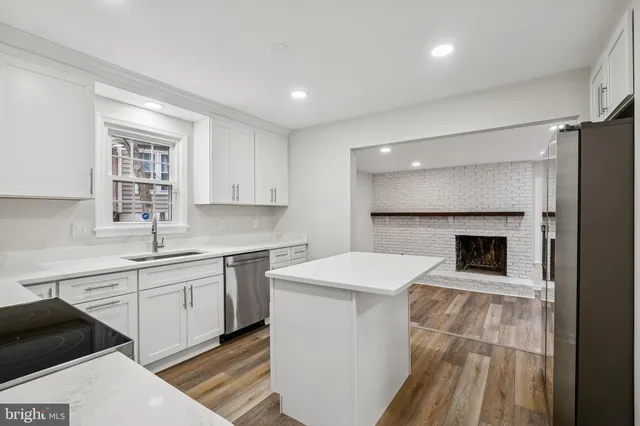 $635,000 | 11975 Farrabow Lane, Woodbridge, VA 22192