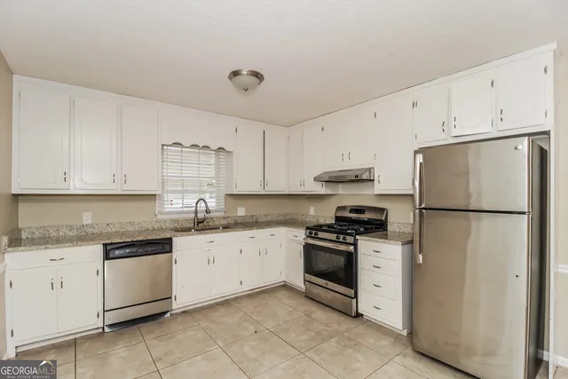 $2,065 | 158 Victoria Station, Woodstock, GA 30189