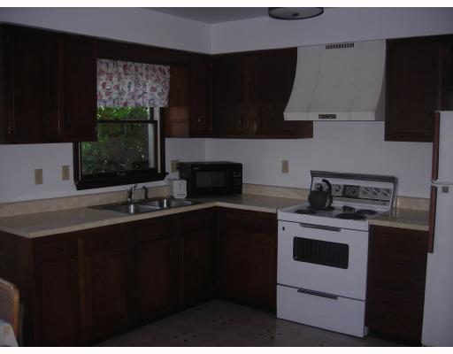 518 Otts Road New Alexandria, PA 15670 - Photo 7 of 8 Kitchen.