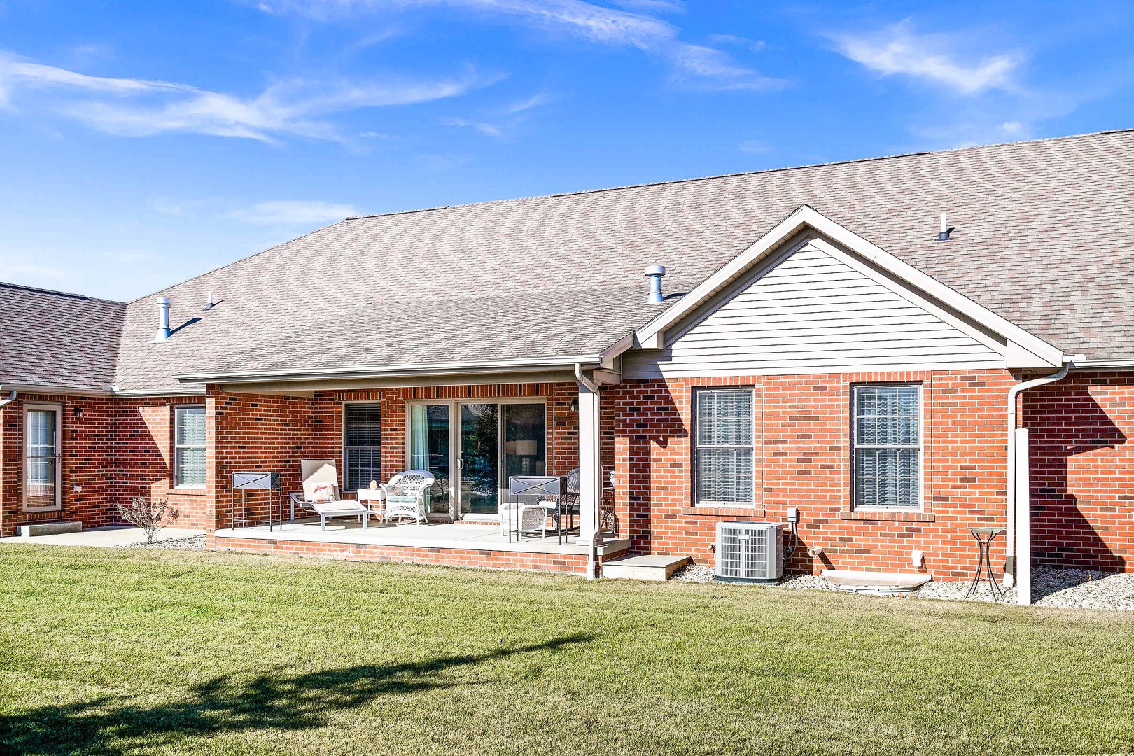 1423 Pine Forest Drive Normal, IL 61761 - Photo 7 of 45