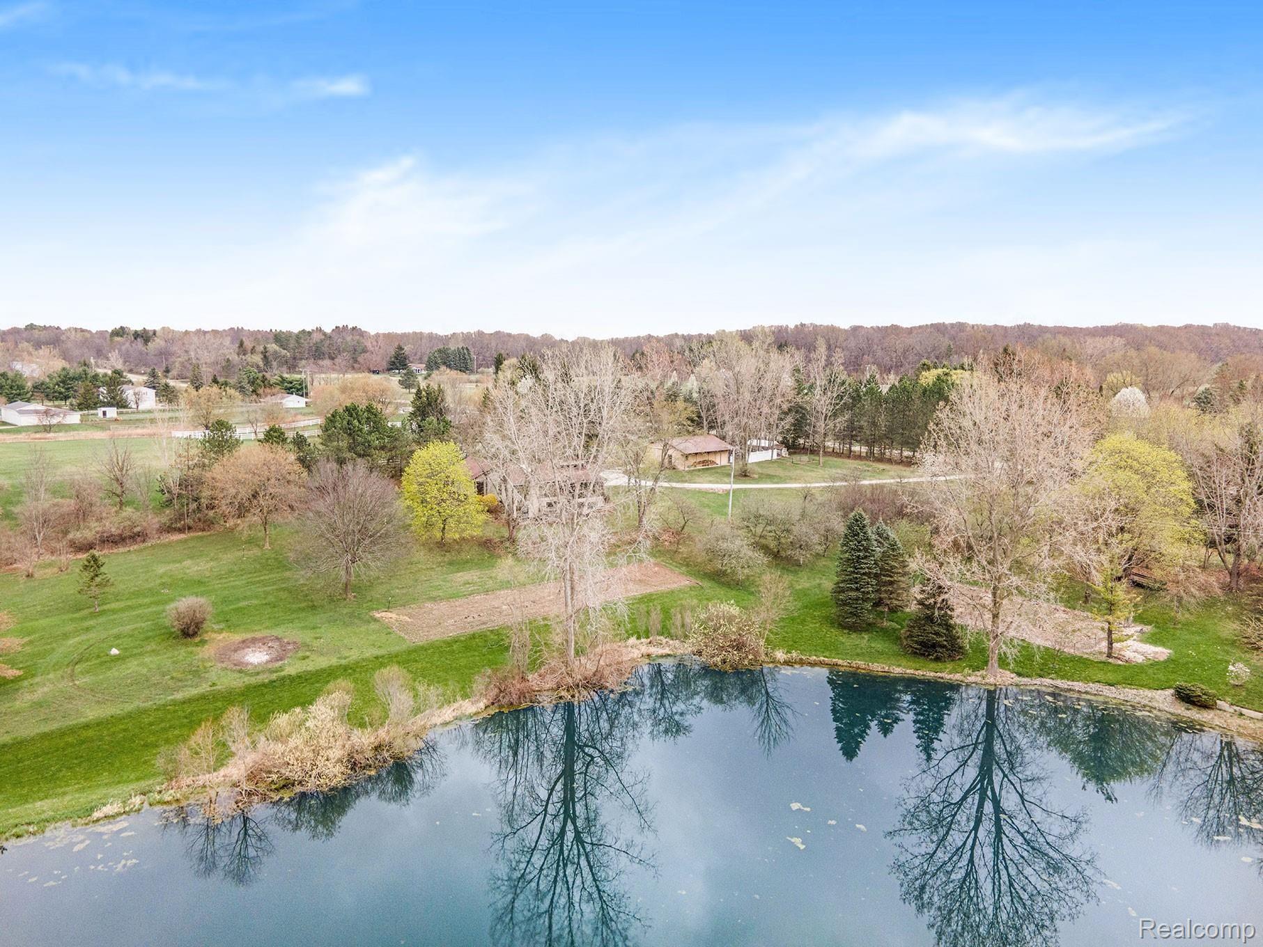 1655 Gray Road Lapeer, MI 48446 - Photo 18 of 36 210412-Brennan-1655-Gray-Road---Aerials---011.jpg