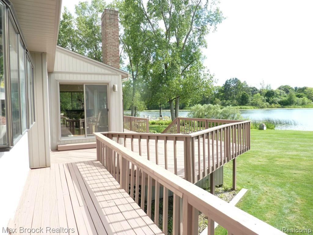 3959 Shellmarr Lane Bloomfield Hills, MI 48302 - Photo 83 of 86 Expansive Wrap Around Deck