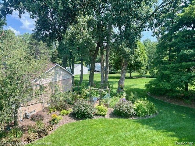 6516 Raintree Court Canton, MI 48187 - Photo 3 of 41 View from Primary bedroom