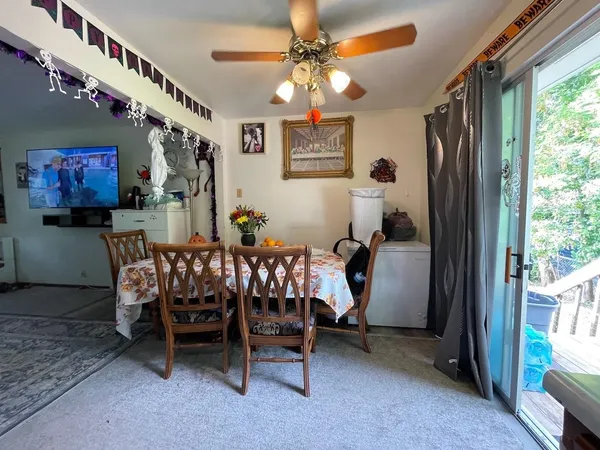 $298,000 | 1421 Ridgeway Drive, De Pere, WI 54115