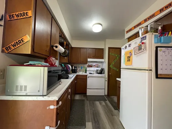 $298,000 | 1421 Ridgeway Drive, De Pere, WI 54115