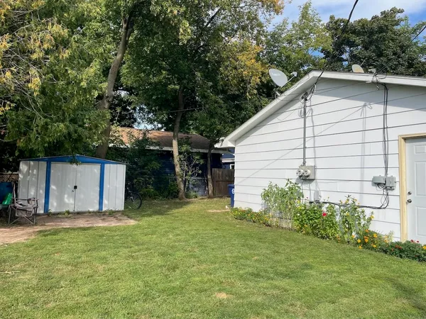 $298,000 | 1421 Ridgeway Drive, De Pere, WI 54115