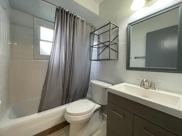 $298,000 | 1421 Ridgeway Drive, De Pere, WI 54115