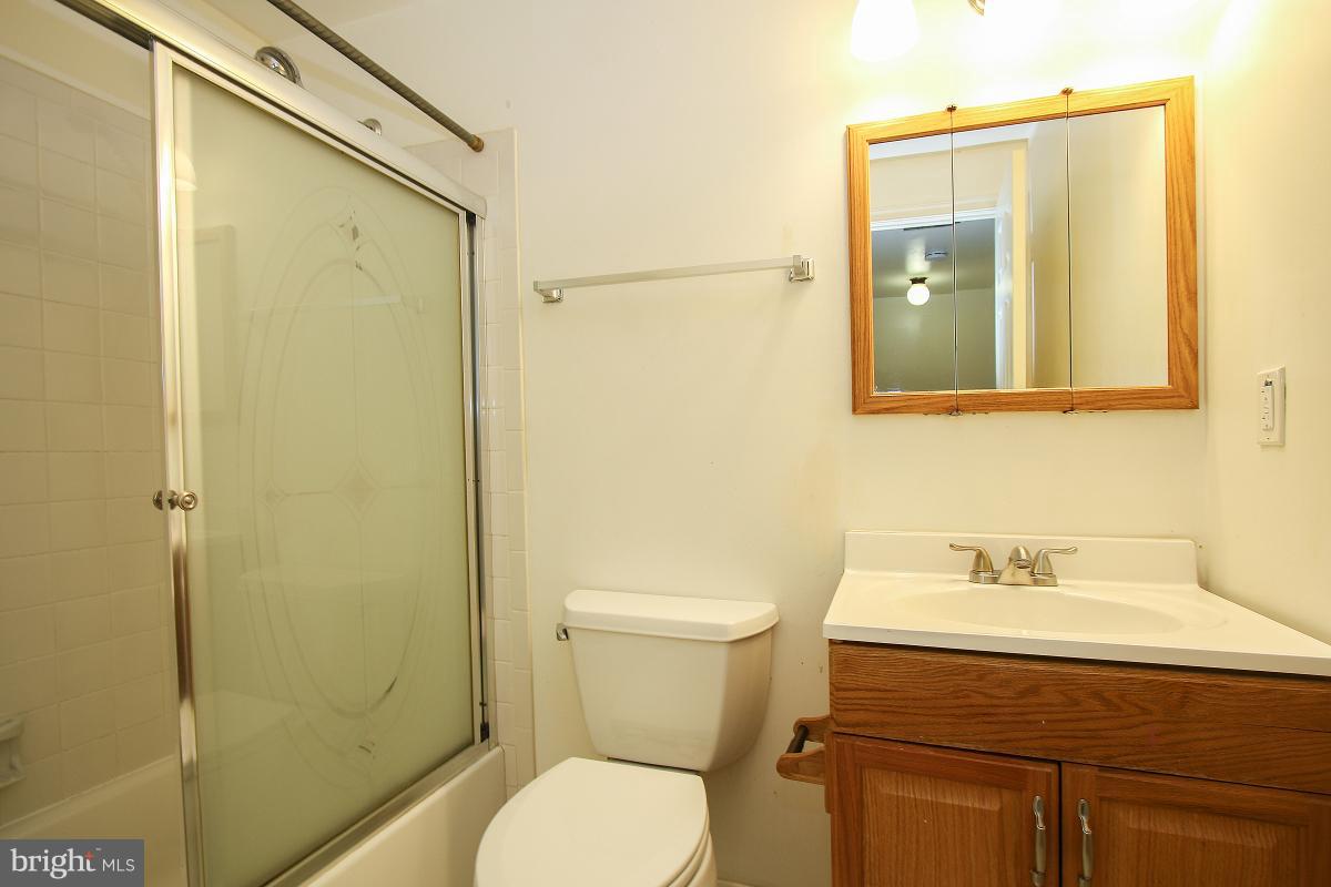 9486 Kilimanjaro Road Columbia, MD 21045 - Photo 22 of 30 Bathroom # 2