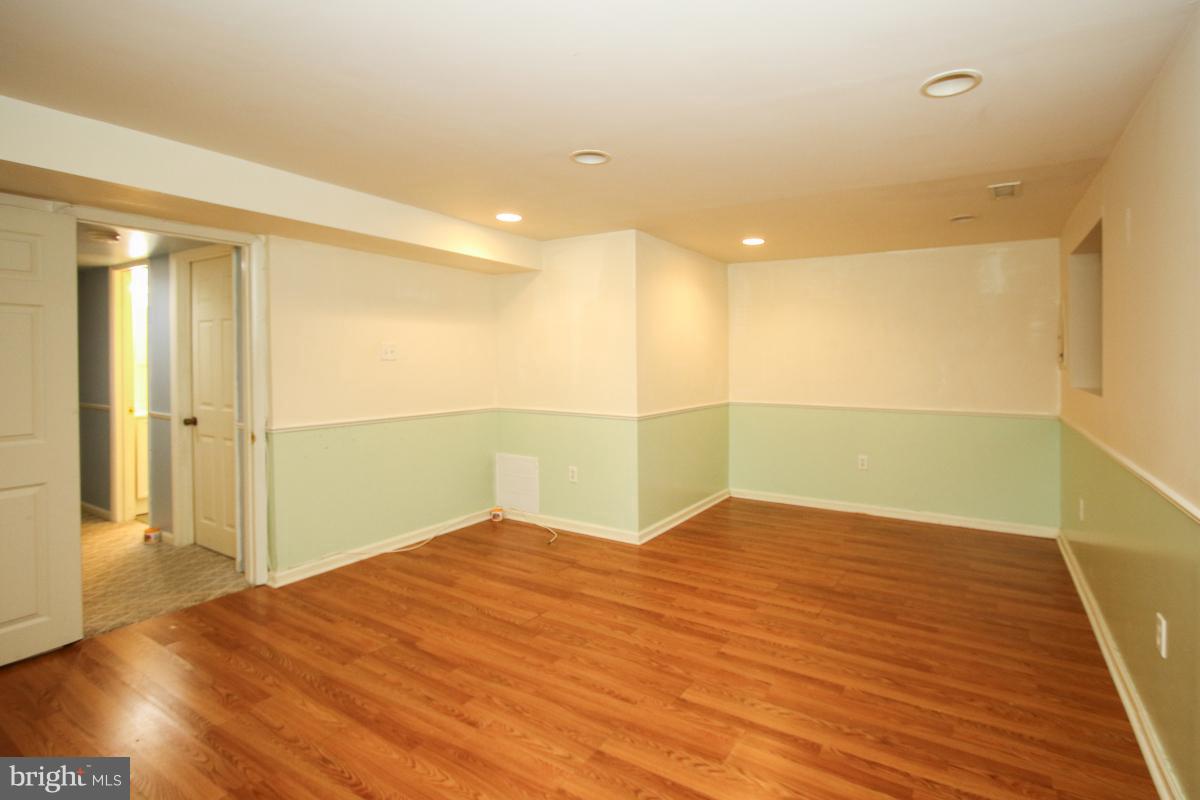 9486 Kilimanjaro Road Columbia, MD 21045 - Photo 26 of 30 Family Room