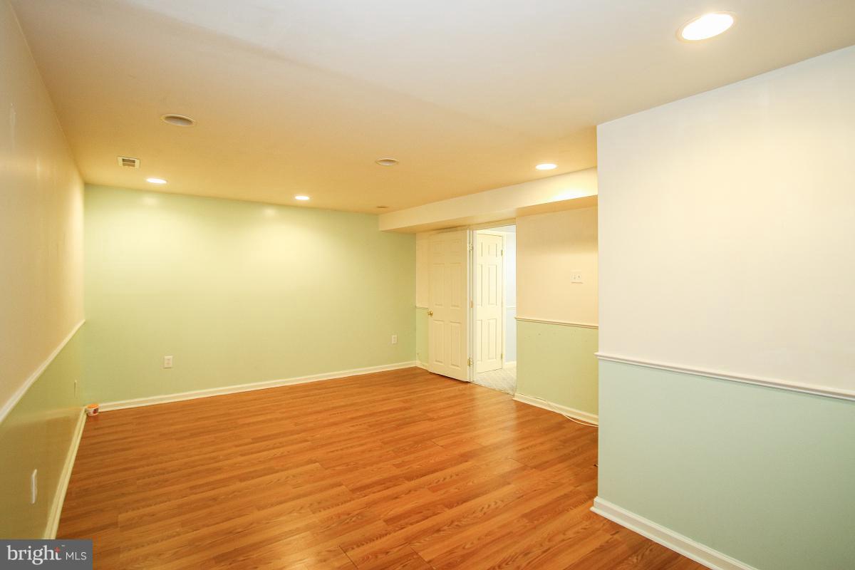 9486 Kilimanjaro Road Columbia, MD 21045 - Photo 27 of 30 Family Room