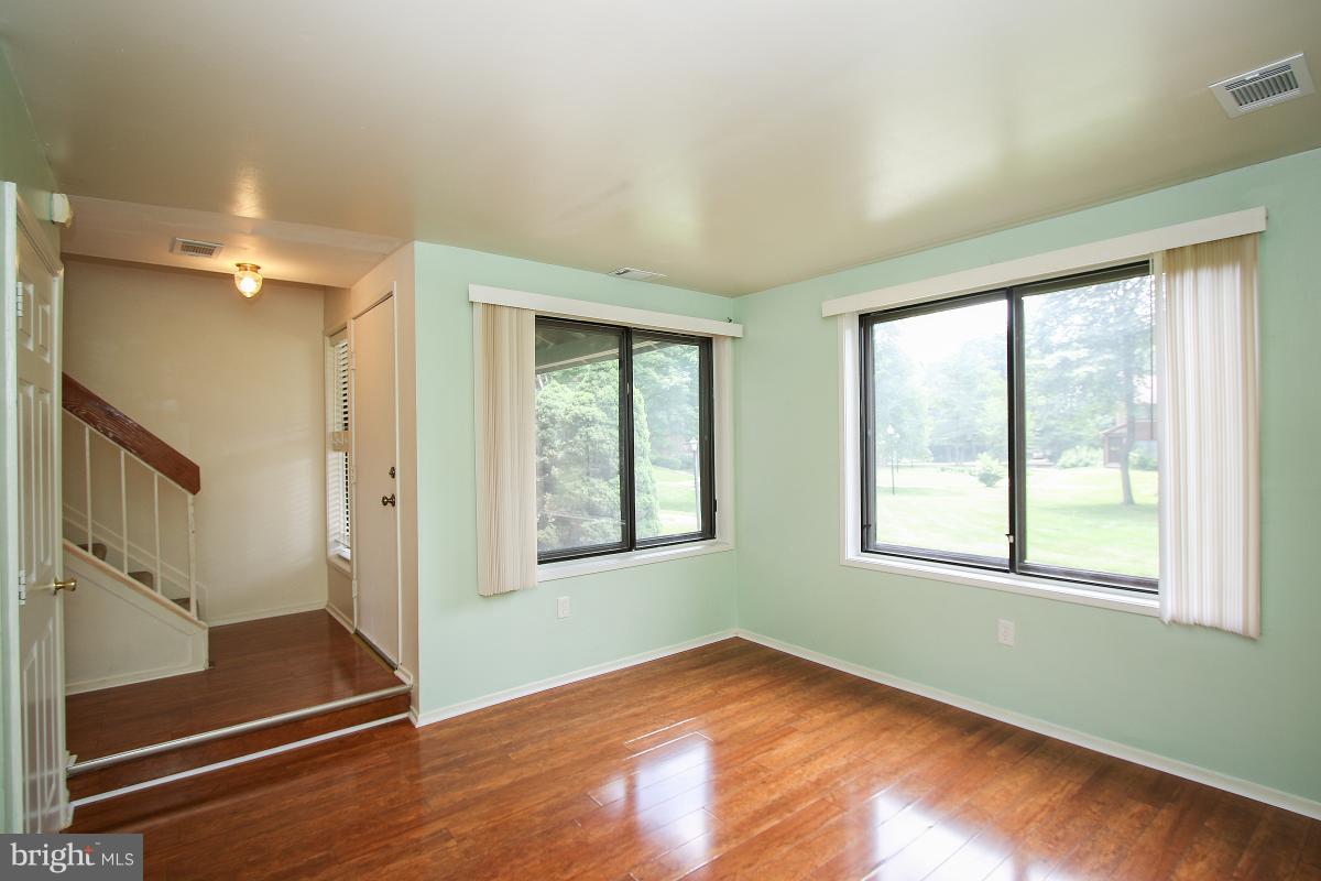 9486 Kilimanjaro Road Columbia, MD 21045 - Photo 4 of 30 Dining Room