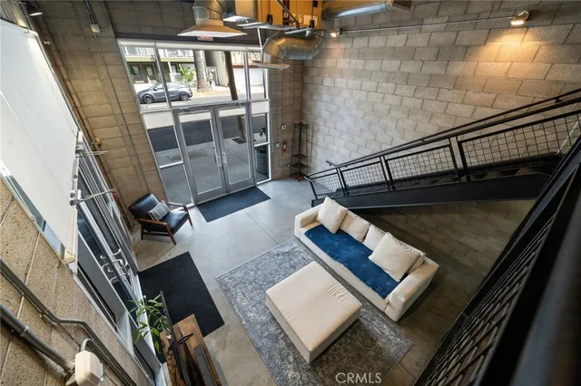 $599,000 | 834 East 4th Street, Unit H, Long Beach, CA 90802