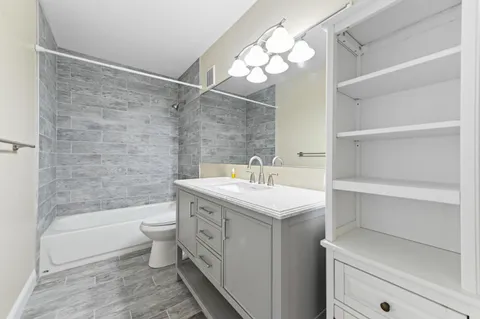 $319,500 | 38 Essex Court, Unit A, Royal Palm Beach, FL 33411