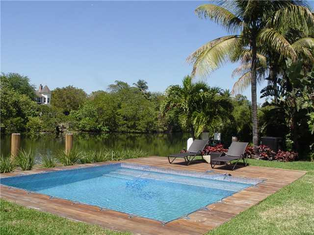 219 North Gordon Road Fort Lauderdale, FL 33301 - Photo 14 of 24 Pool