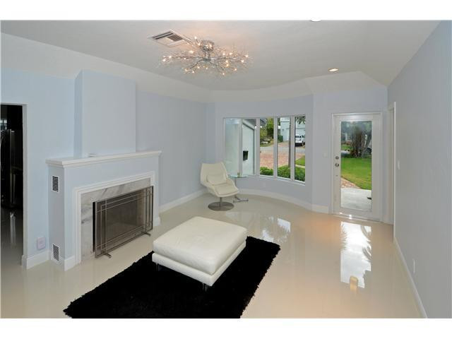 219 North Gordon Road Fort Lauderdale, FL 33301 - Photo 17 of 24 Living Room