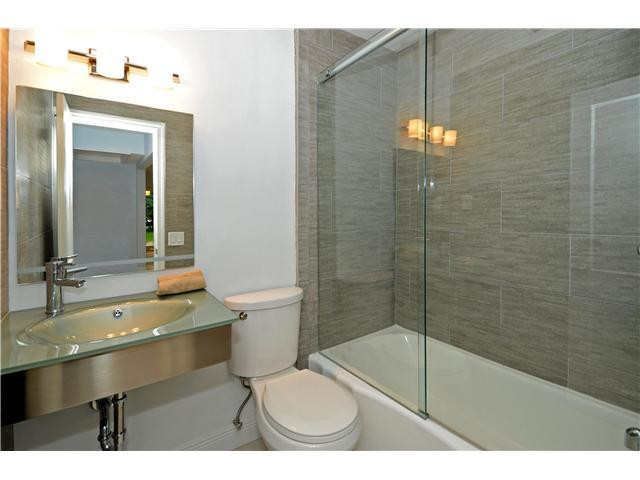 219 North Gordon Road Fort Lauderdale, FL 33301 - Photo 18 of 24 Bathroom