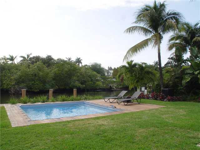 219 North Gordon Road Fort Lauderdale, FL 33301 - Photo 7 of 24 Pool