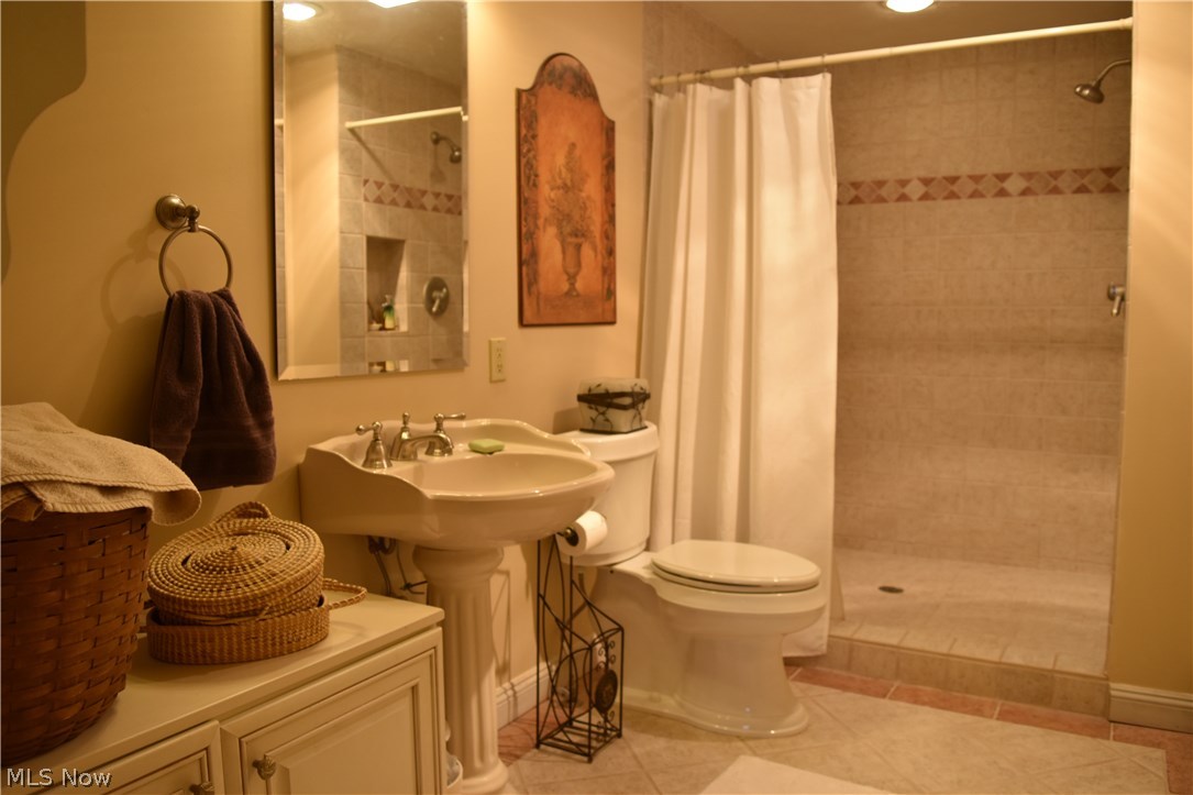 9947 Mulberry Road Chardon, OH 44024 - Photo 18 of 35 Gallery Image 18