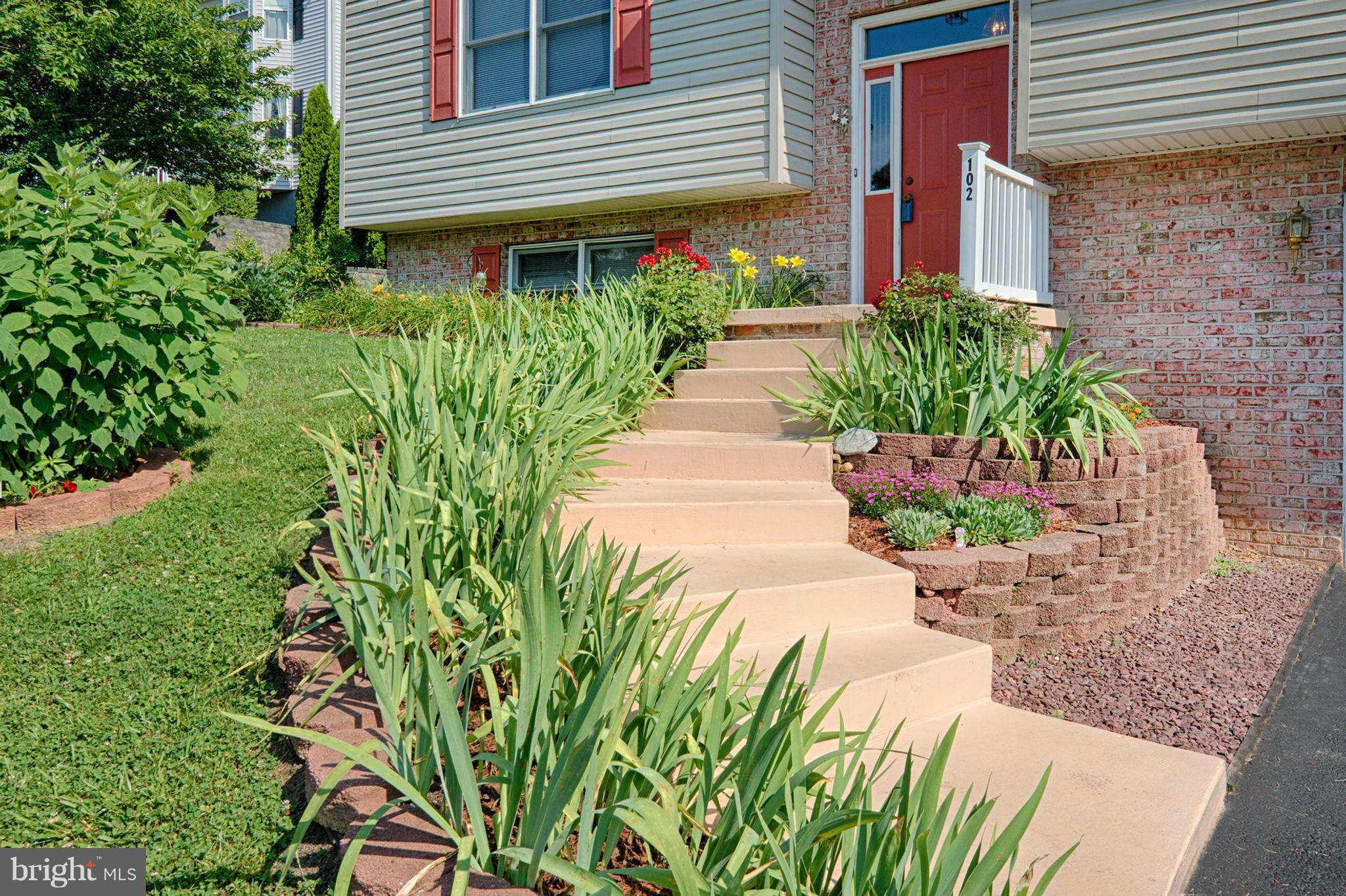 102 Britton Drive Rising Sun, MD 21911 - Photo 4 of 26 Exterior (Front)
