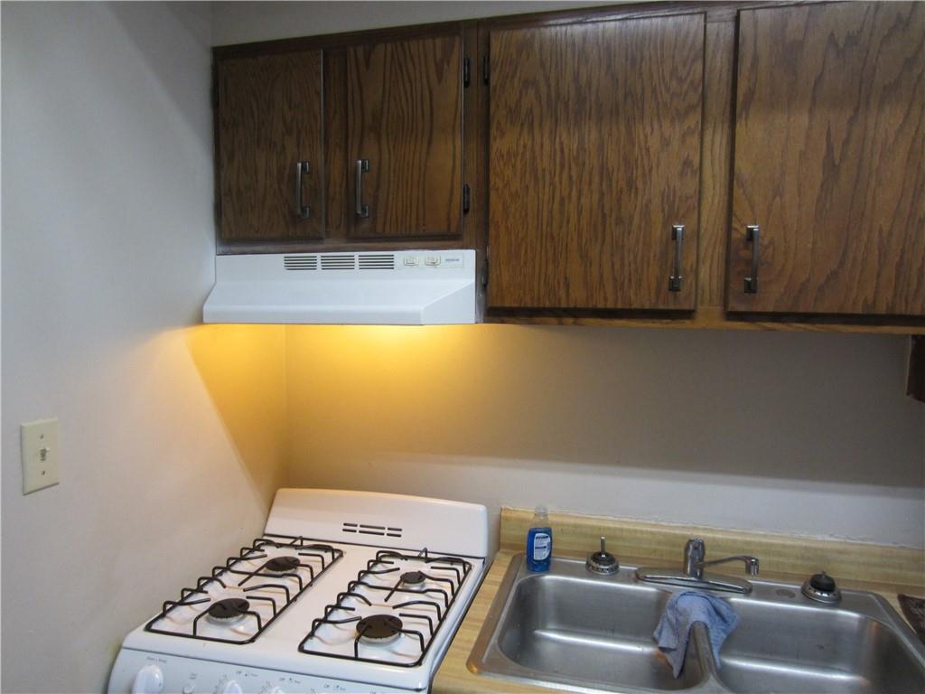 300 Helen Street McKees Rocks, PA 15136 - Photo 30 of 48