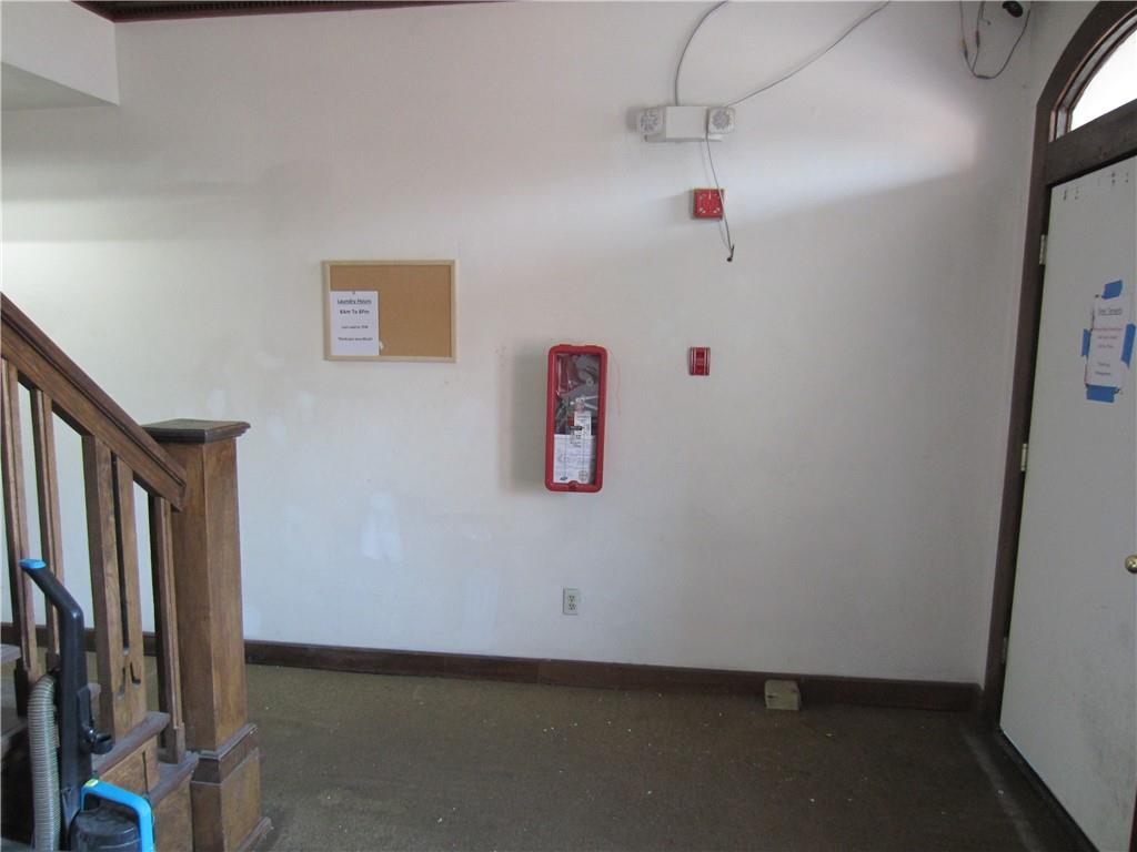 300 Helen Street McKees Rocks, PA 15136 - Photo 38 of 48