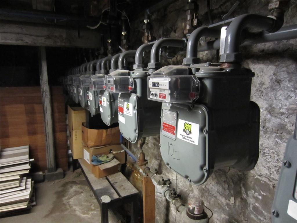 300 Helen Street McKees Rocks, PA 15136 - Photo 40 of 48