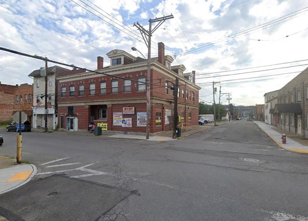 300 Helen Street McKees Rocks, PA 15136 - Photo 4 of 48 Corner of Building