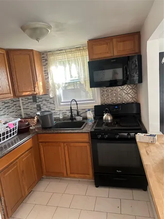 $2,000 | 171 Lake Shore Drive, Pine Bush, NY 12566