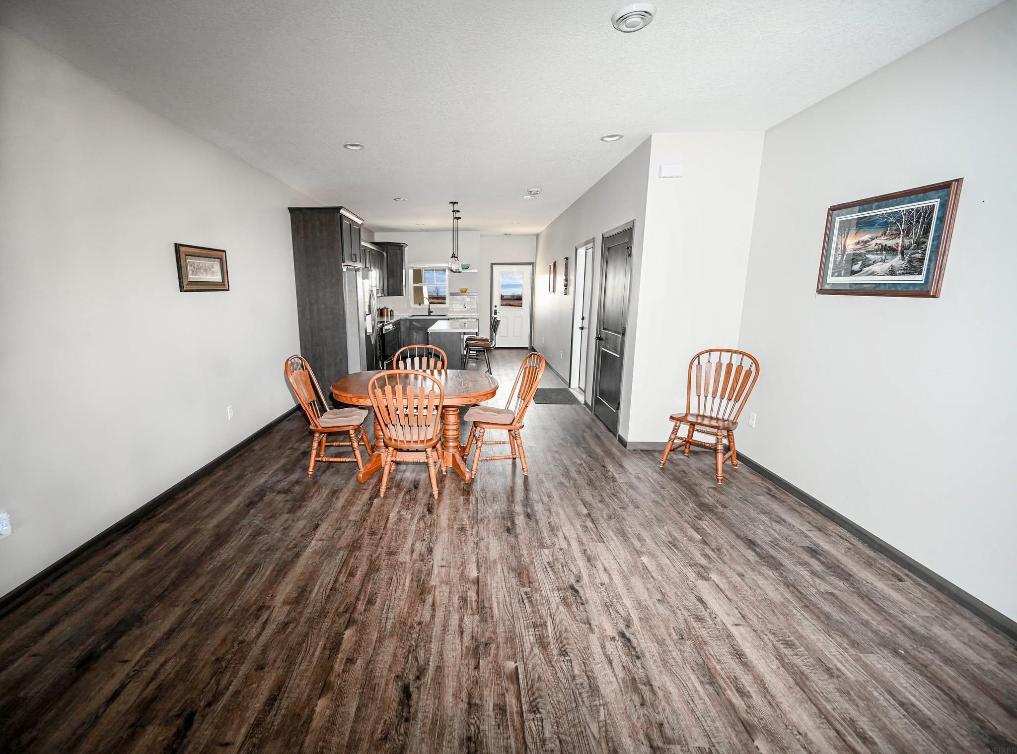 2086-12 3 Elms Park Road Independence, IA 50644 - Photo 10 of 22 Gallery Image 10