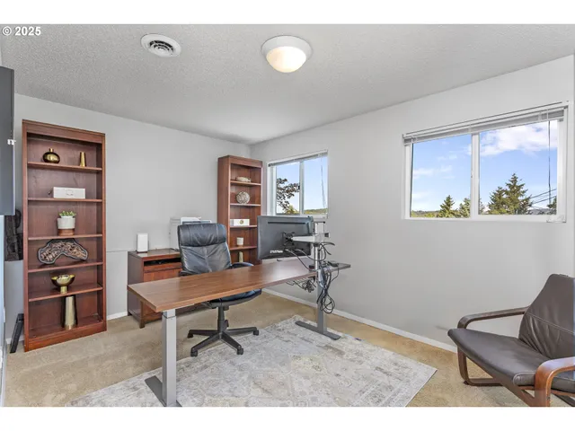 $760,000 | 1674 Fircrest Drive, Lake Oswego, OR 97034