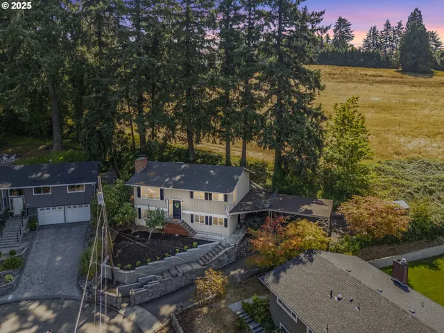 $760,000 | 1674 Fircrest Drive, Lake Oswego, OR 97034