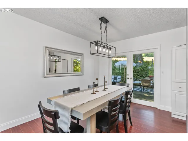 $760,000 | 1674 Fircrest Drive, Lake Oswego, OR 97034