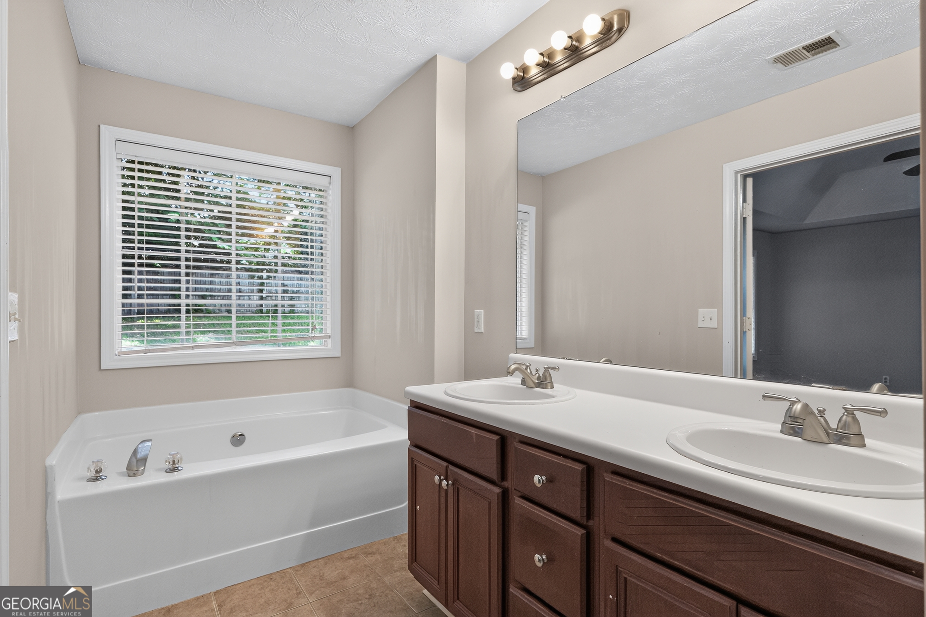 2122 Silva Way Conley, GA 30288 - Photo 24 of 31