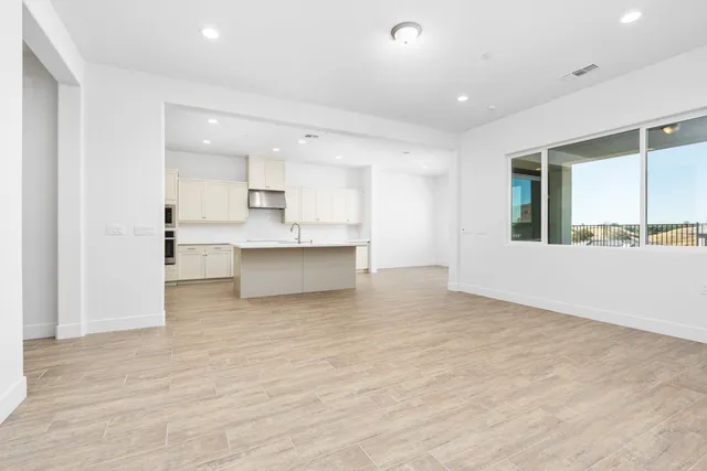 $607,544 | 8168 Creek View, Friant, CA 93626